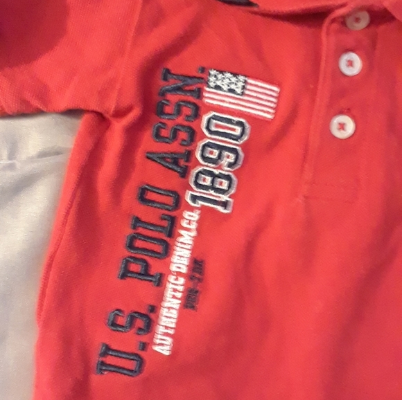 Size 3-6M U.S. Polo baby boys red and blue polo shirt - Picture 3 of 8